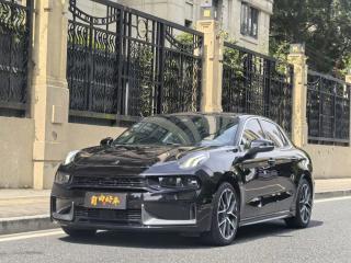 Lynk&co 03
