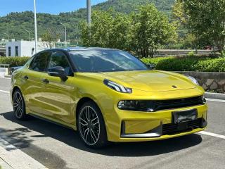 Lynk&co 03