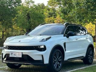 Lynk&co 01