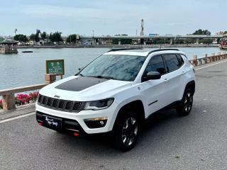Jeep grand-cherokee-imported