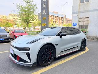 Zeekr 001