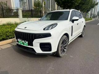Lynk&co 09