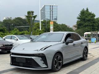 Lynk&co 03