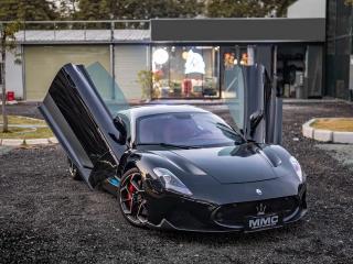 Maserati MC20