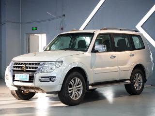 pajaro pajero