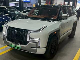 Yangwang u8
