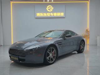 Aston-martin v8_vantage