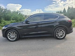 giulia stelvio