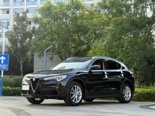 giulia stelvio