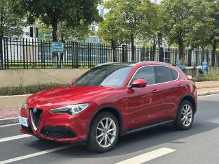giulia stelvio