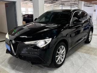 giulia stelvio