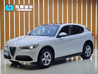 giulia stelvio