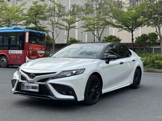 alphard camry