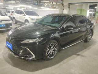 alphard camry