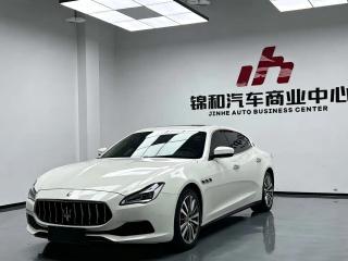 Maserati sedan