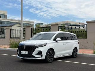Roewe imax8