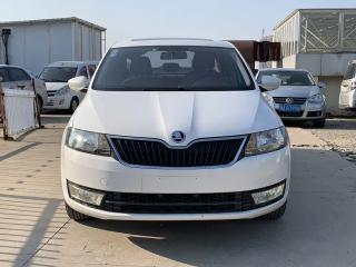 kemike sedan