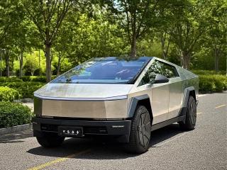 Tesla offroad-wagon