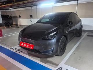 Tesla model-y
