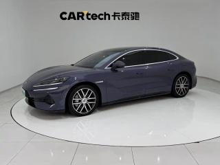 Denza z9