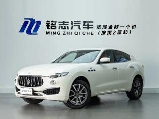 Maserati Suv