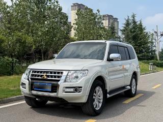 Ouland Pajero