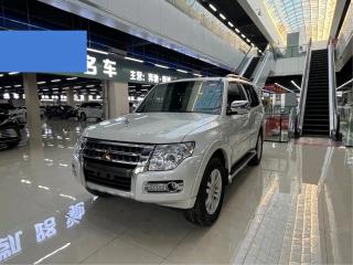 Ouland Pajero