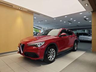 Stelvio Stelvio