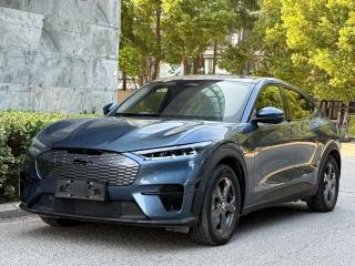 Explorer Mach-e