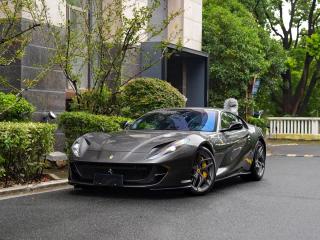 Ferrari Ferrari_812