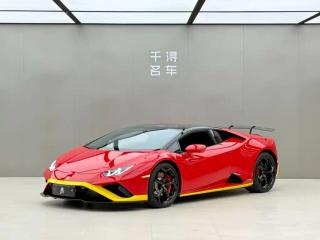 Urus Huracan