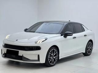 Lynk&co 03