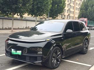 Li-xiang L