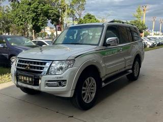 Ouland Pajero