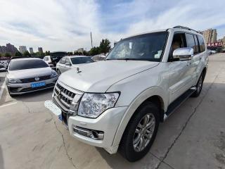 Ouland Pajero
