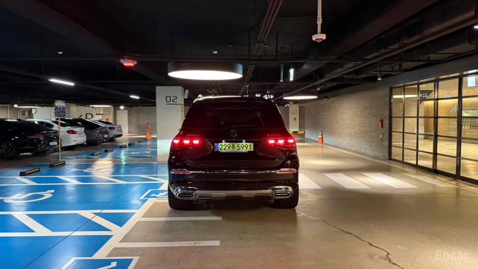 Mercedes-Benz GLS-Class