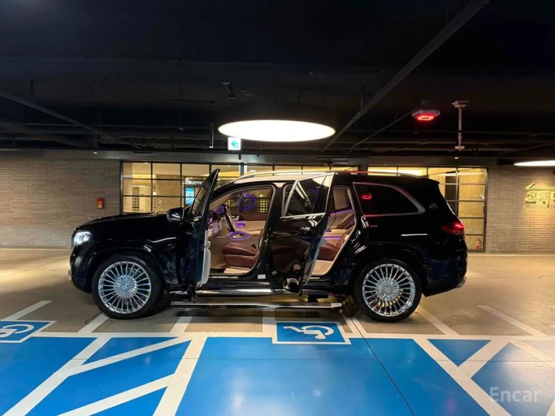 Mercedes-Benz GLS-Class
