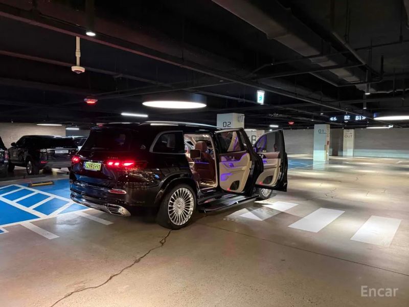 Mercedes-Benz GLS-Class