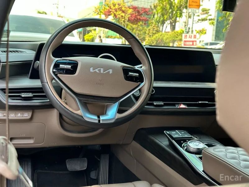 Kia K8