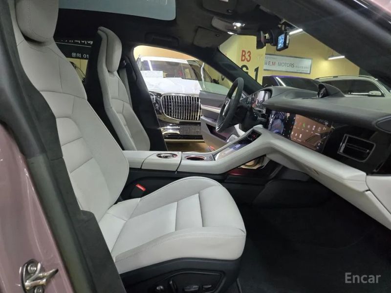 Porsche Taycan