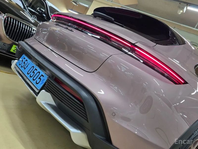 Porsche Taycan