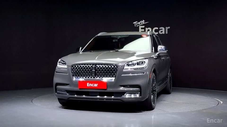 Lincoln Aviator