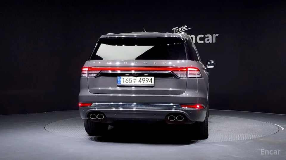 Lincoln Aviator