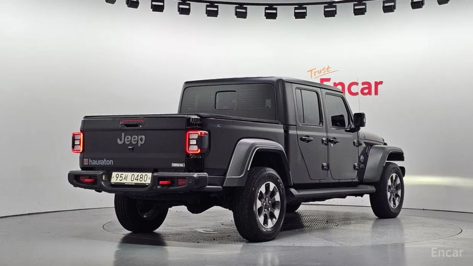 Jeep gladiator