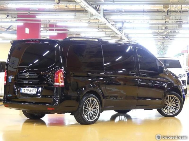 Mercedes-Benz V-Class