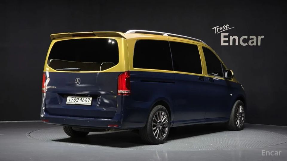 Mercedes-Benz V-Class