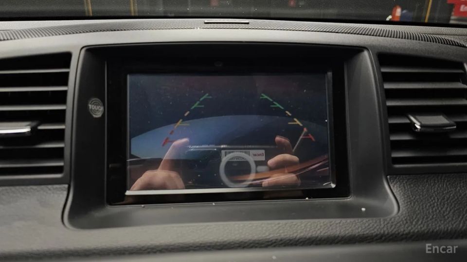 Infiniti M