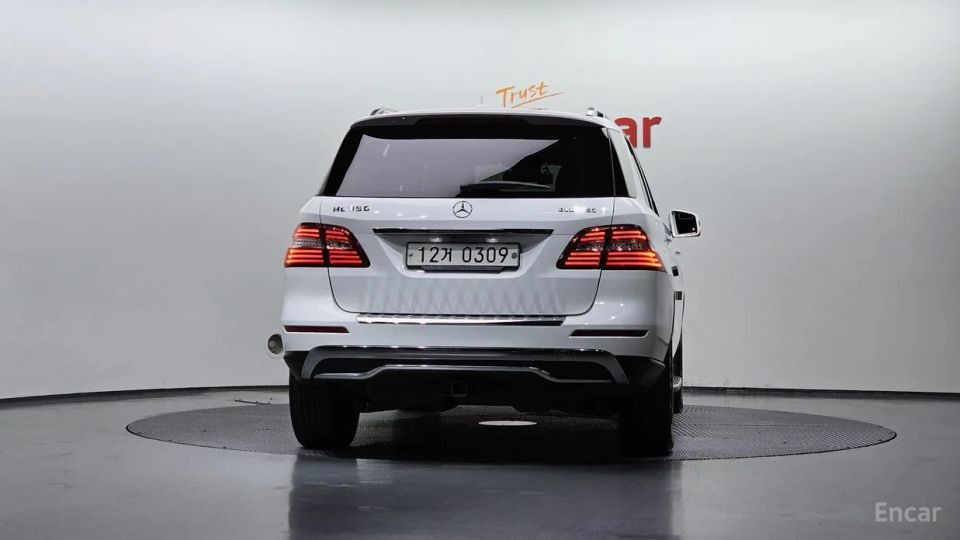 Mercedes-Benz M-class