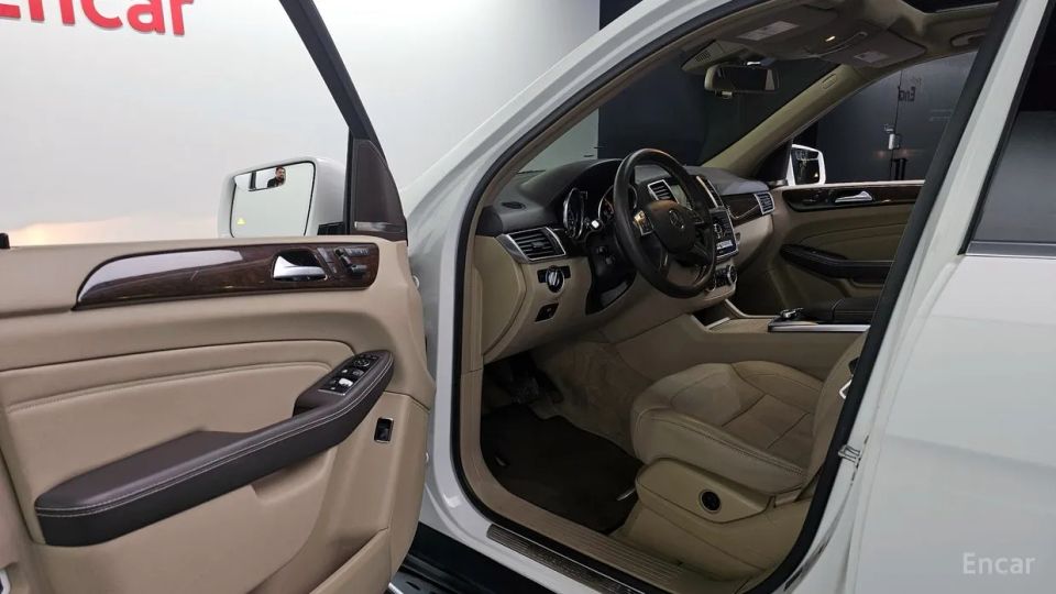 Mercedes-Benz M-class