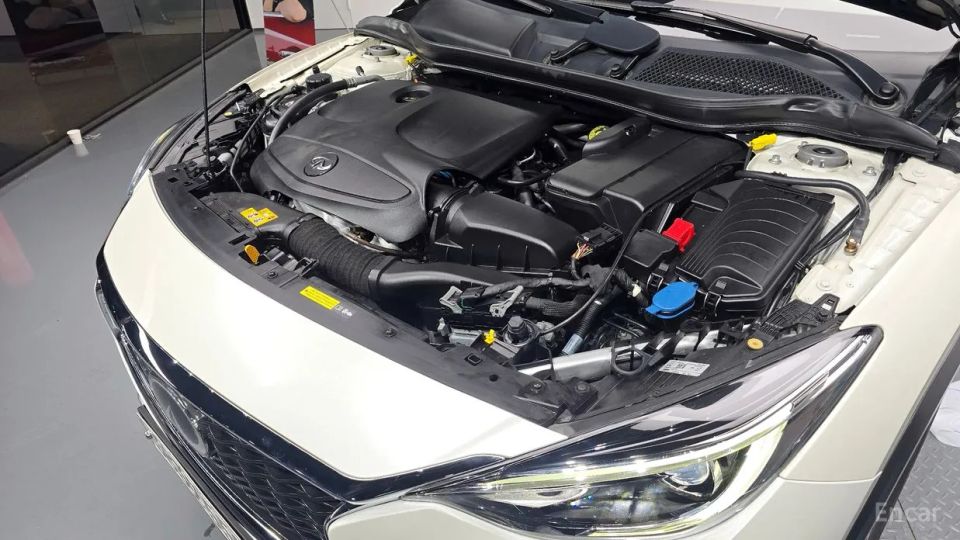 Infiniti QX30